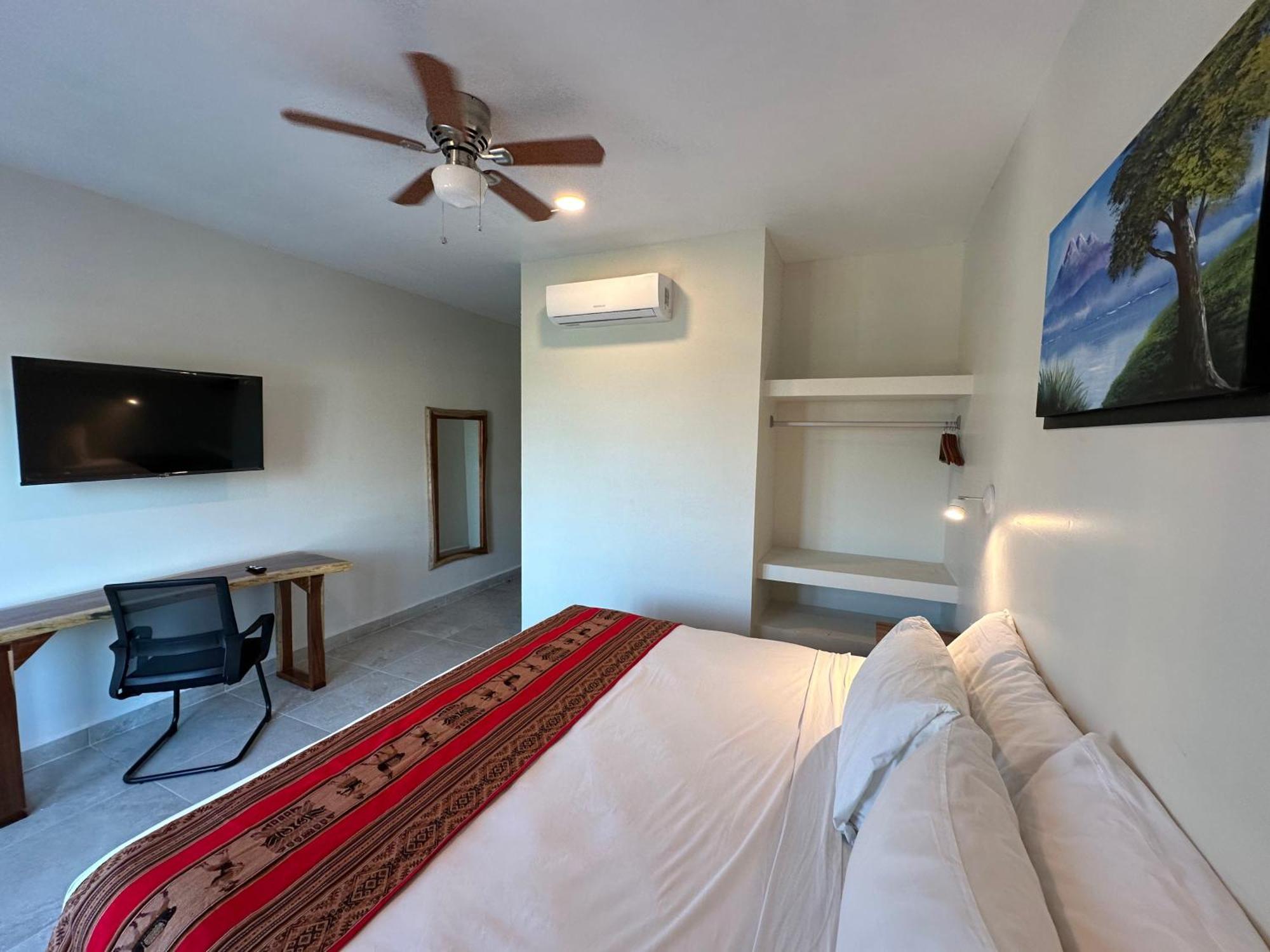 Oneiro Suites With Sea View Mahahual Exterior photo